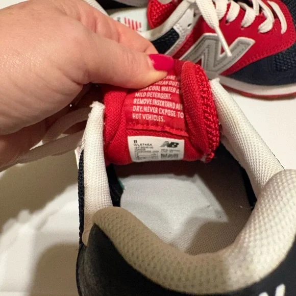 New Balance Red and Navy Sneakers - Picture 3 of 6